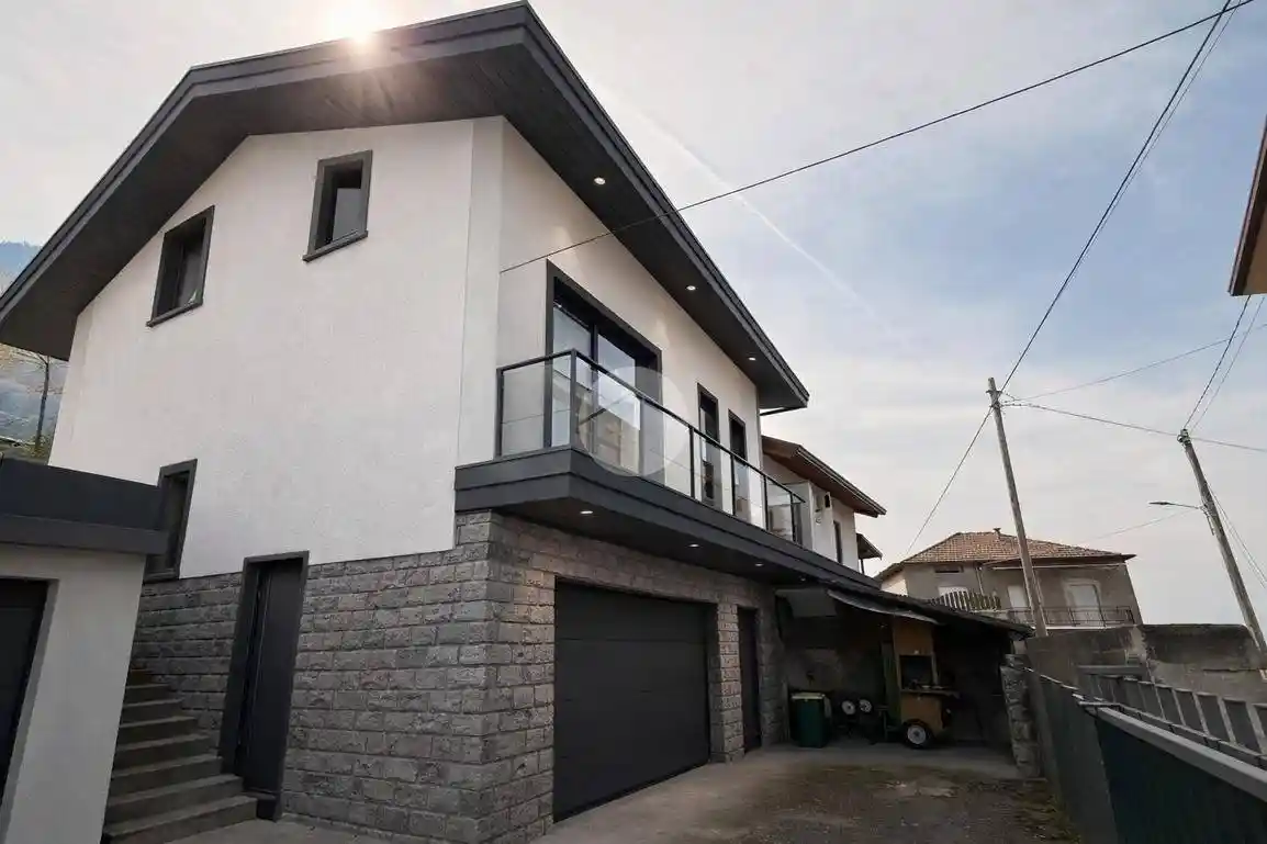Casa indipendente in vendita a Niardo