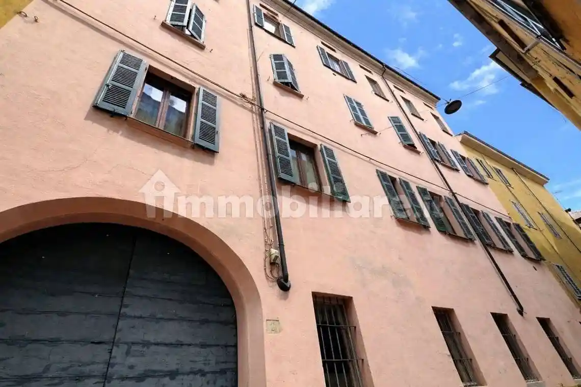 Appartamento in vendita a Parma