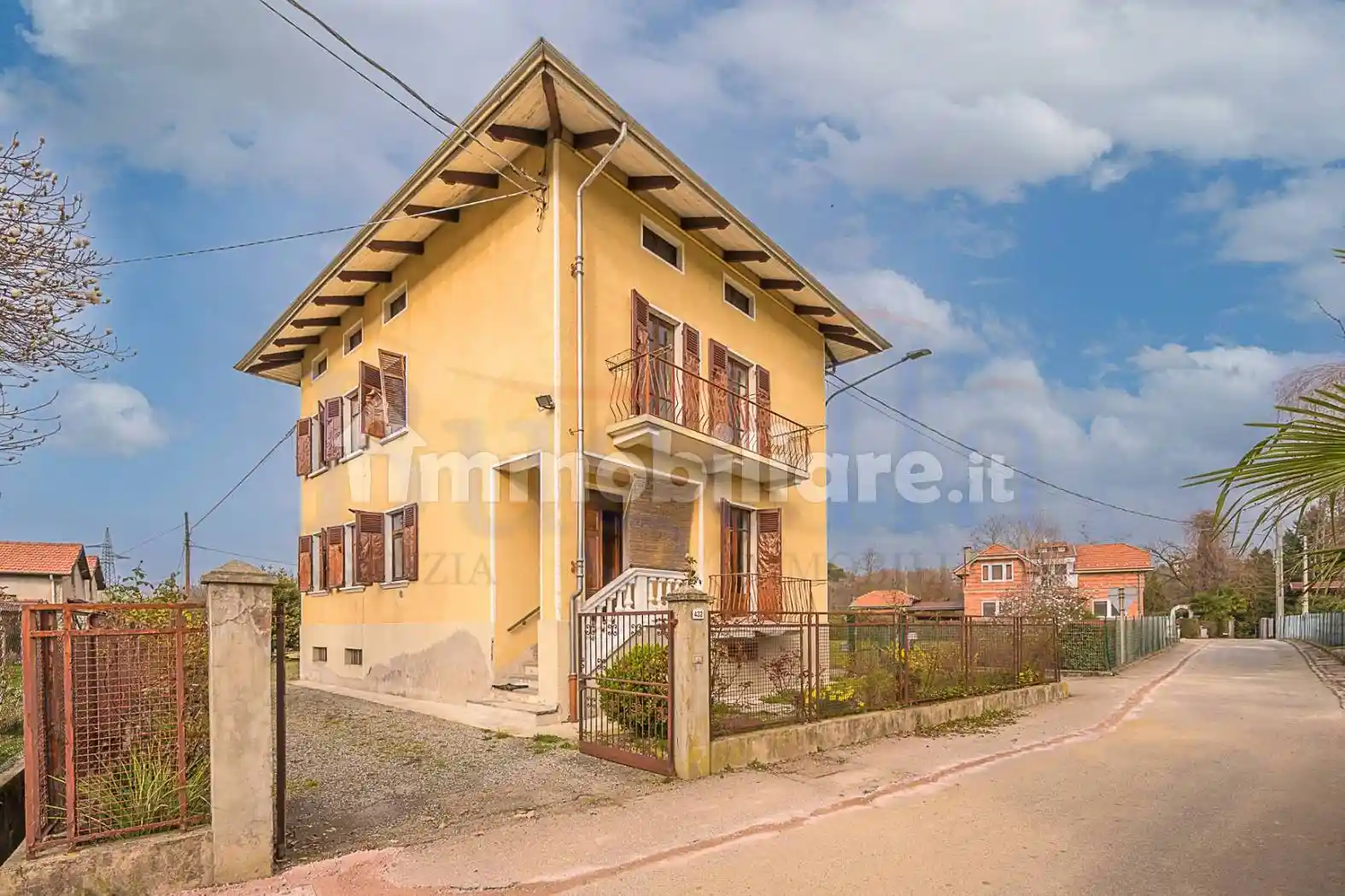 Villa in vendita a Cossato