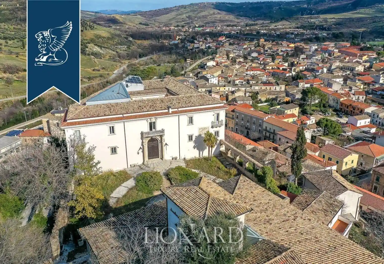 Palazzo - Edificio in vendita a Torre de' Passeri
