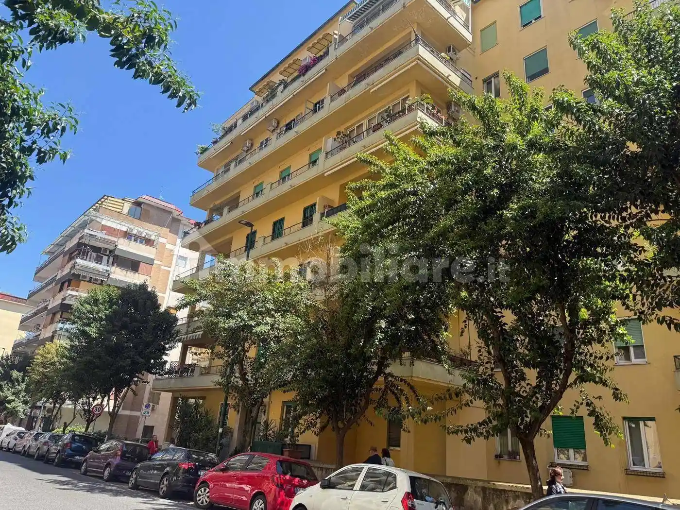 Appartamento in vendita a Napoli