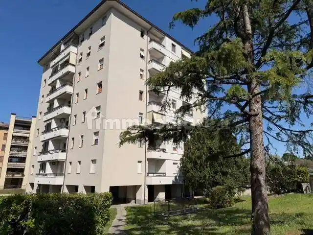 Appartamento in affitto a Monza