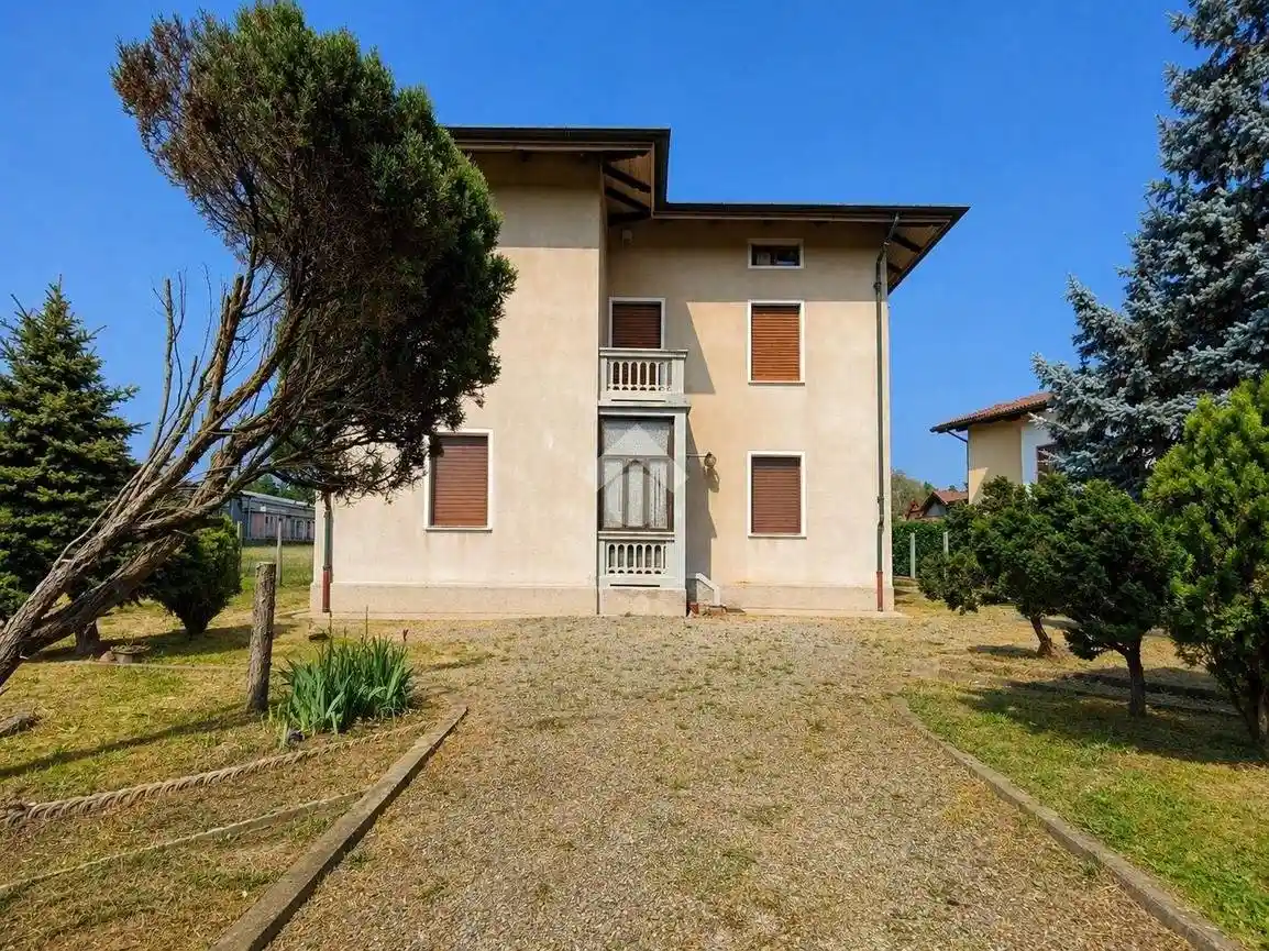 Villa in vendita a Masserano