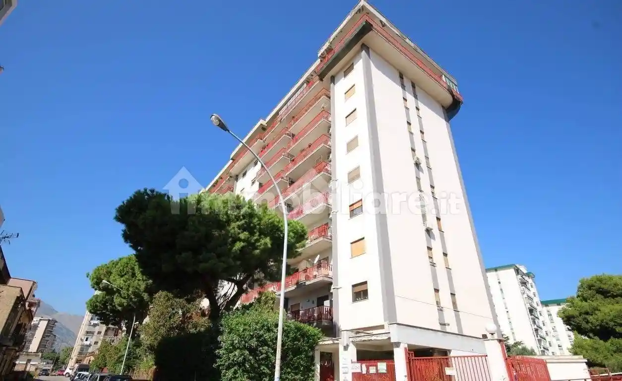 Appartamento in vendita a Palermo