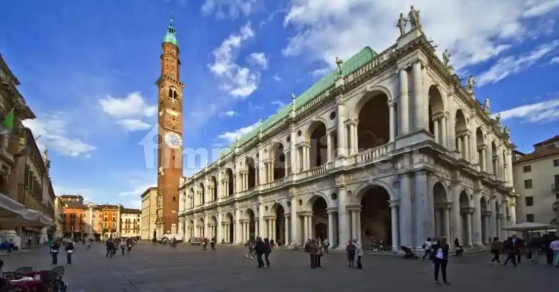 Casa indipendente in vendita a Vicenza