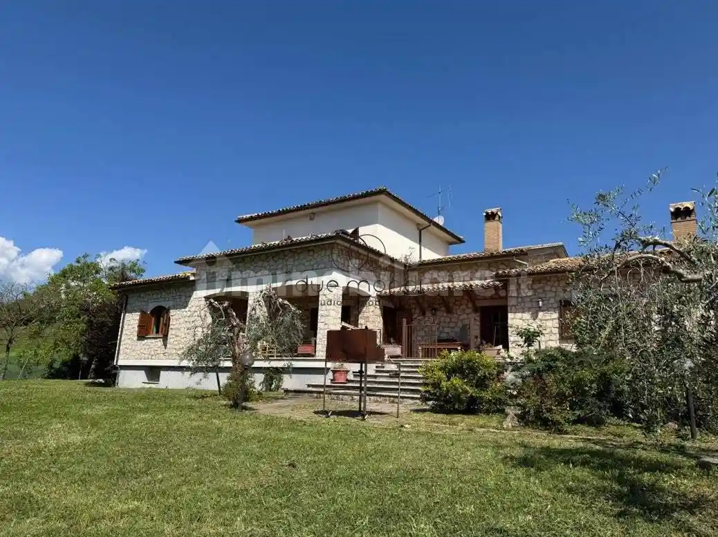Villa in vendita a Spoleto