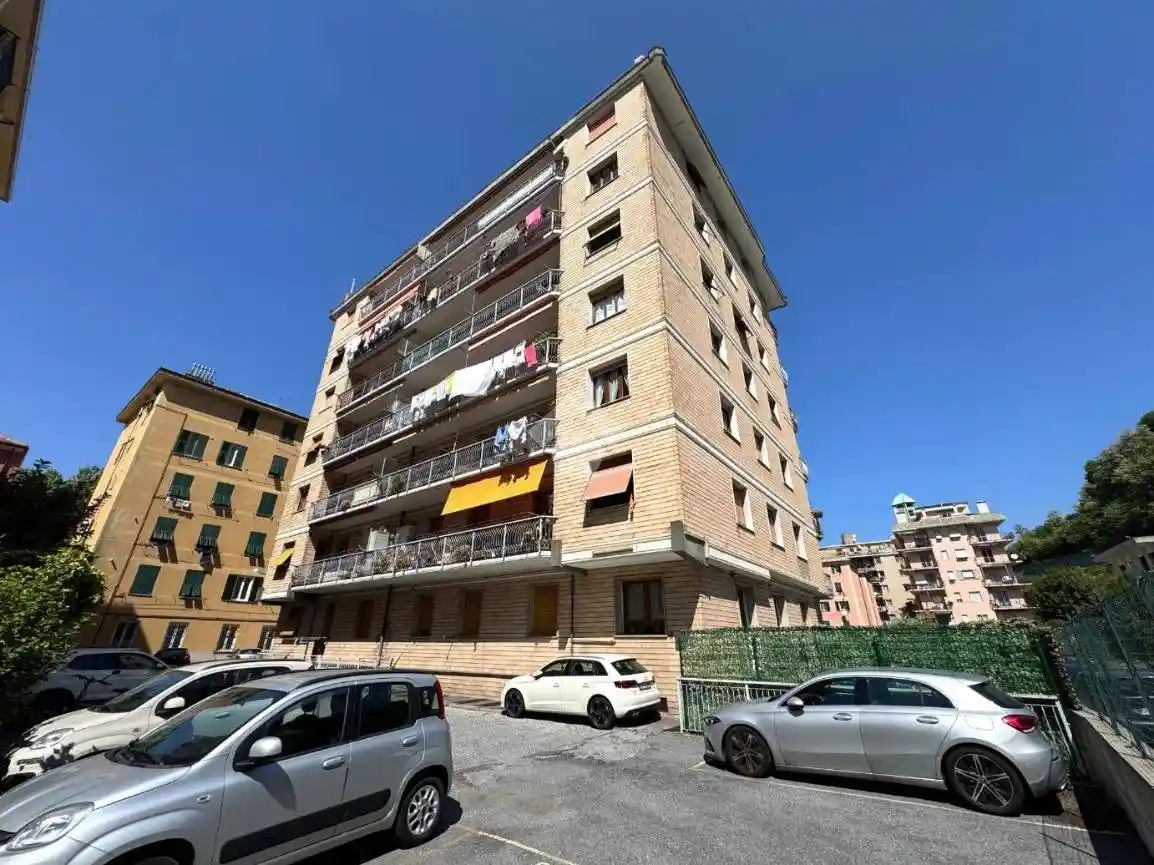 Appartamento in vendita a Genova
