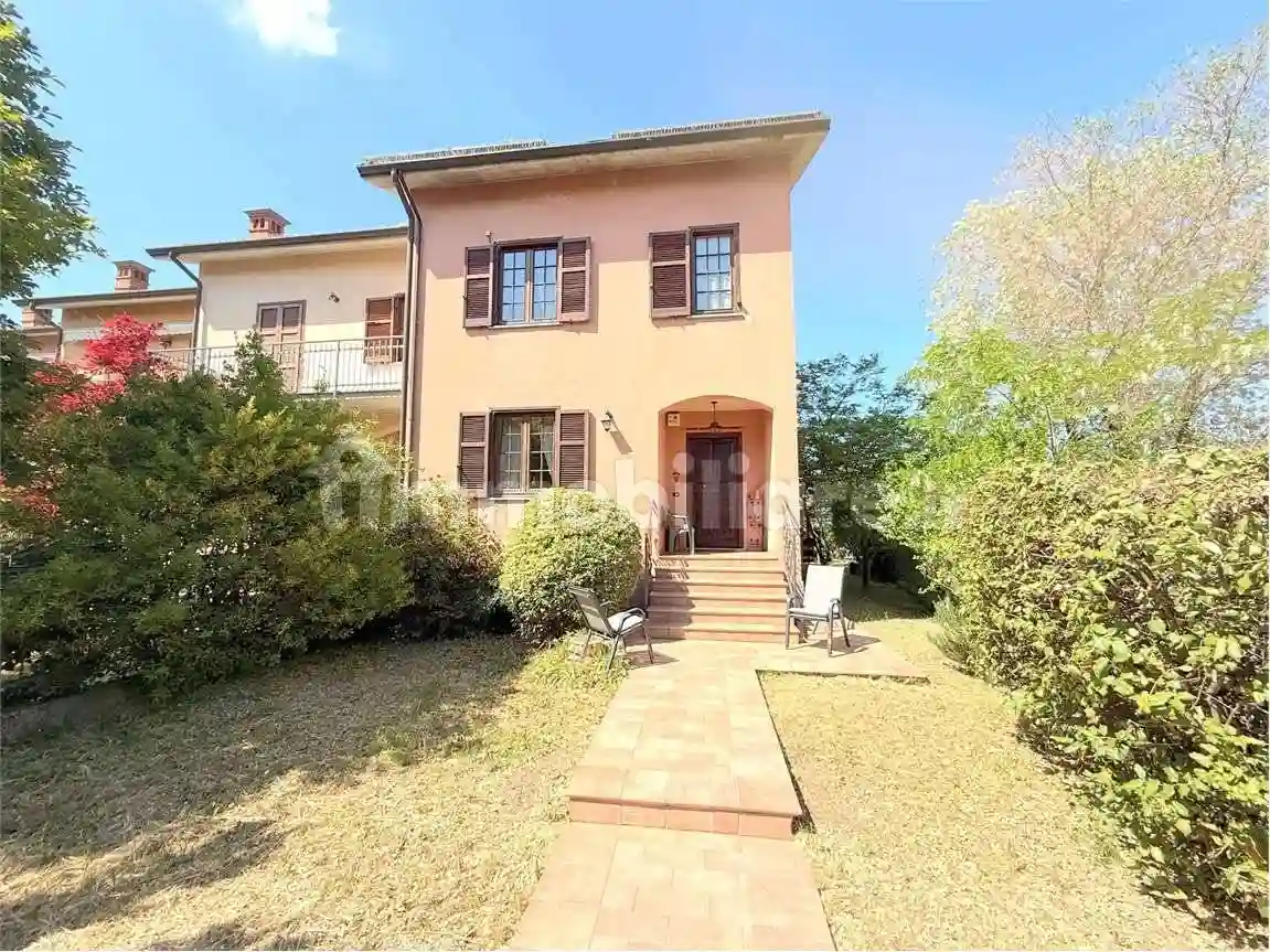 Villa - foto 2
