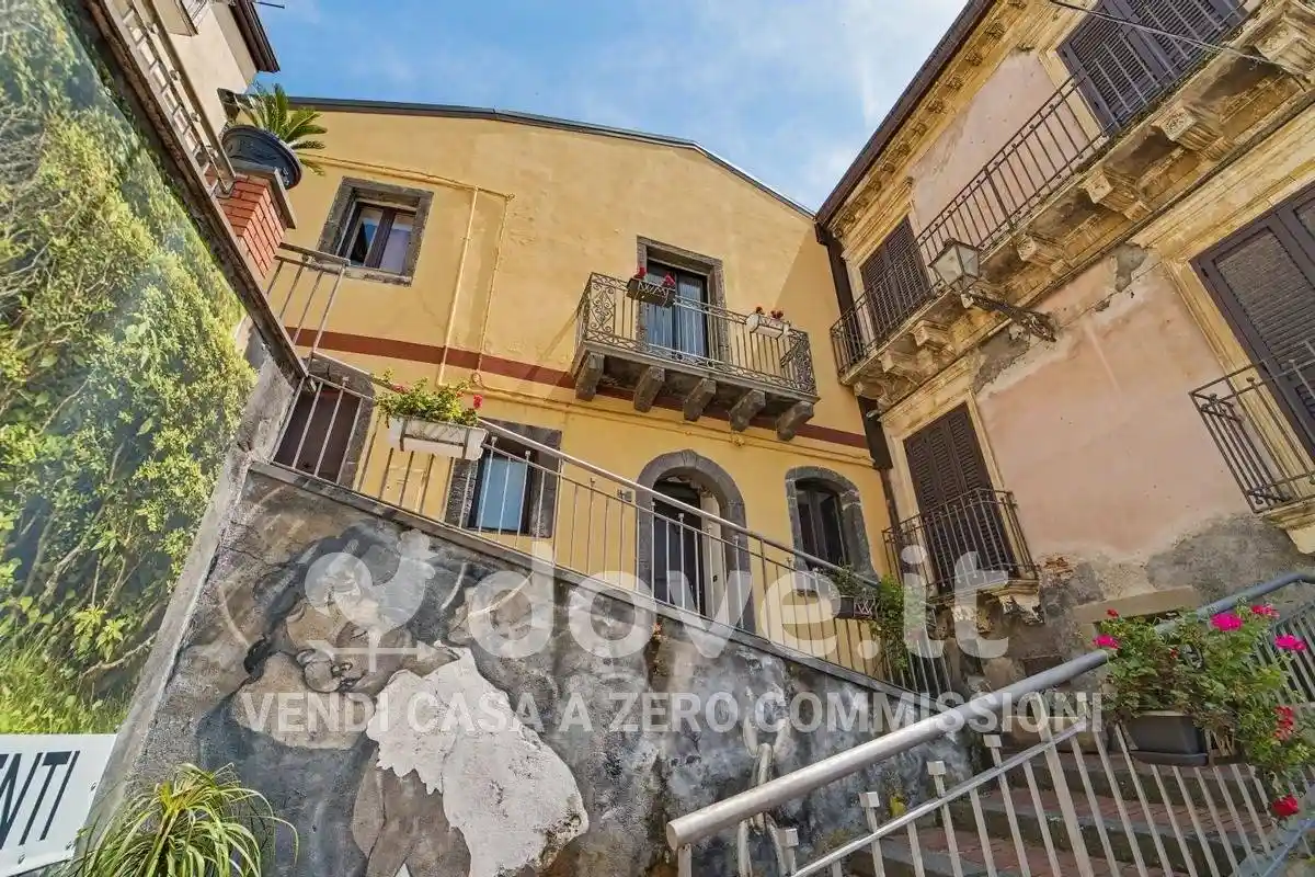 Appartamento in vendita a Castiglione di Sicilia