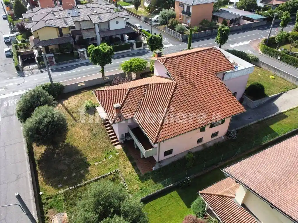 Villa in vendita a Castelcovati