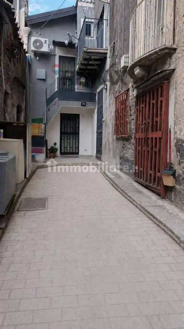 Casa indipendente in vendita a Catania