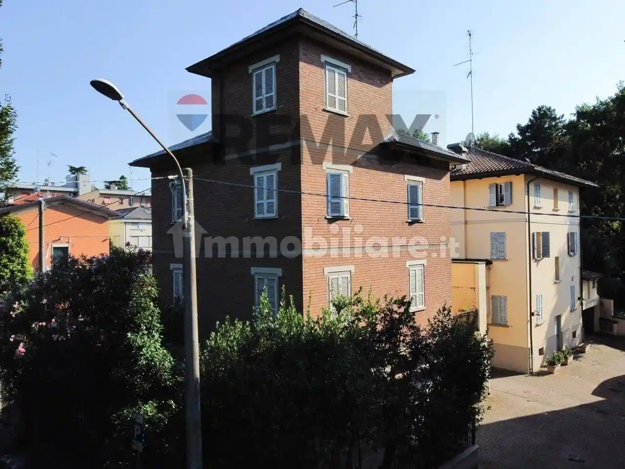 Casa indipendente in vendita a Reggio Emilia