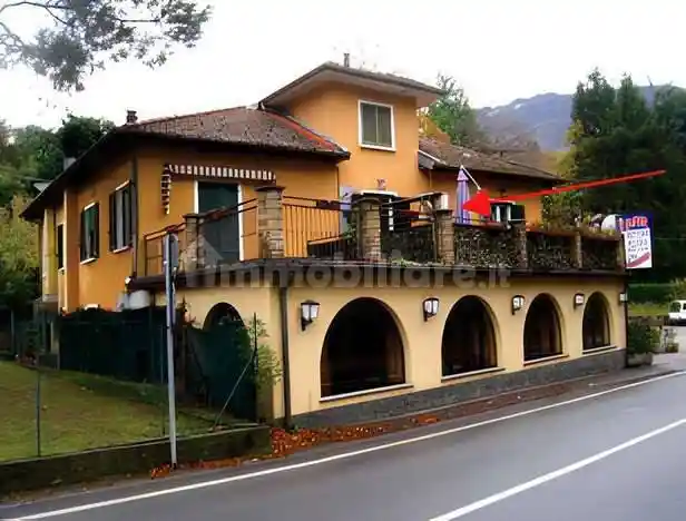 Appartamento in vendita a Castelveccana