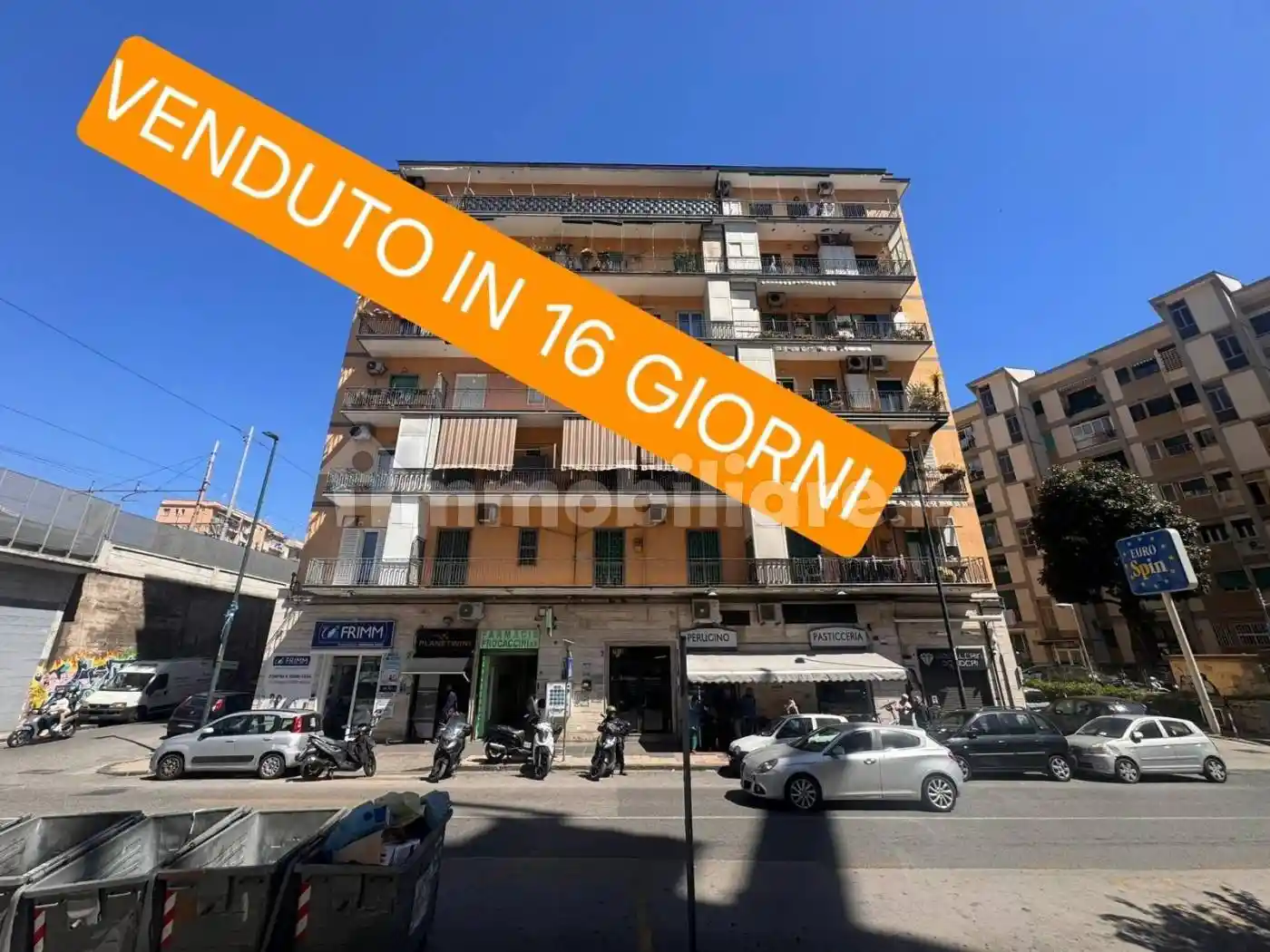 Appartamento in vendita a Napoli