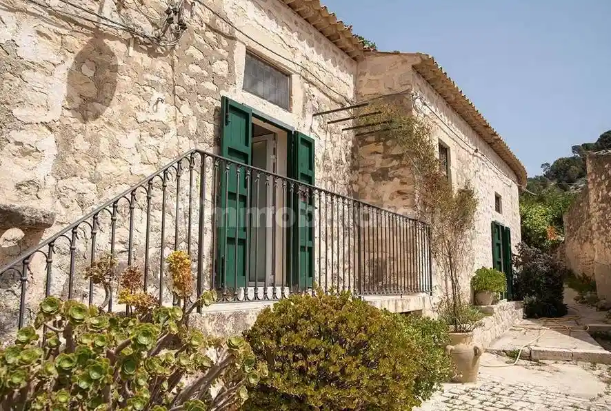 Casa indipendente in vendita a Scicli