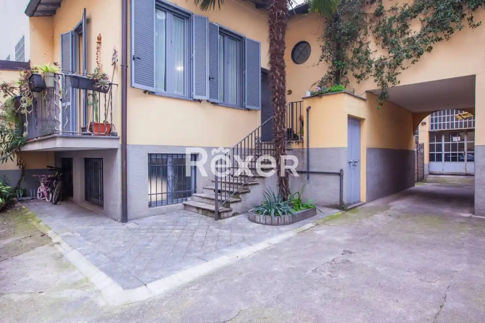 Casa indipendente in vendita a Milano