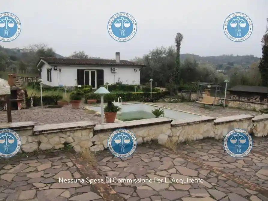 Villa in vendita a Palombara Sabina