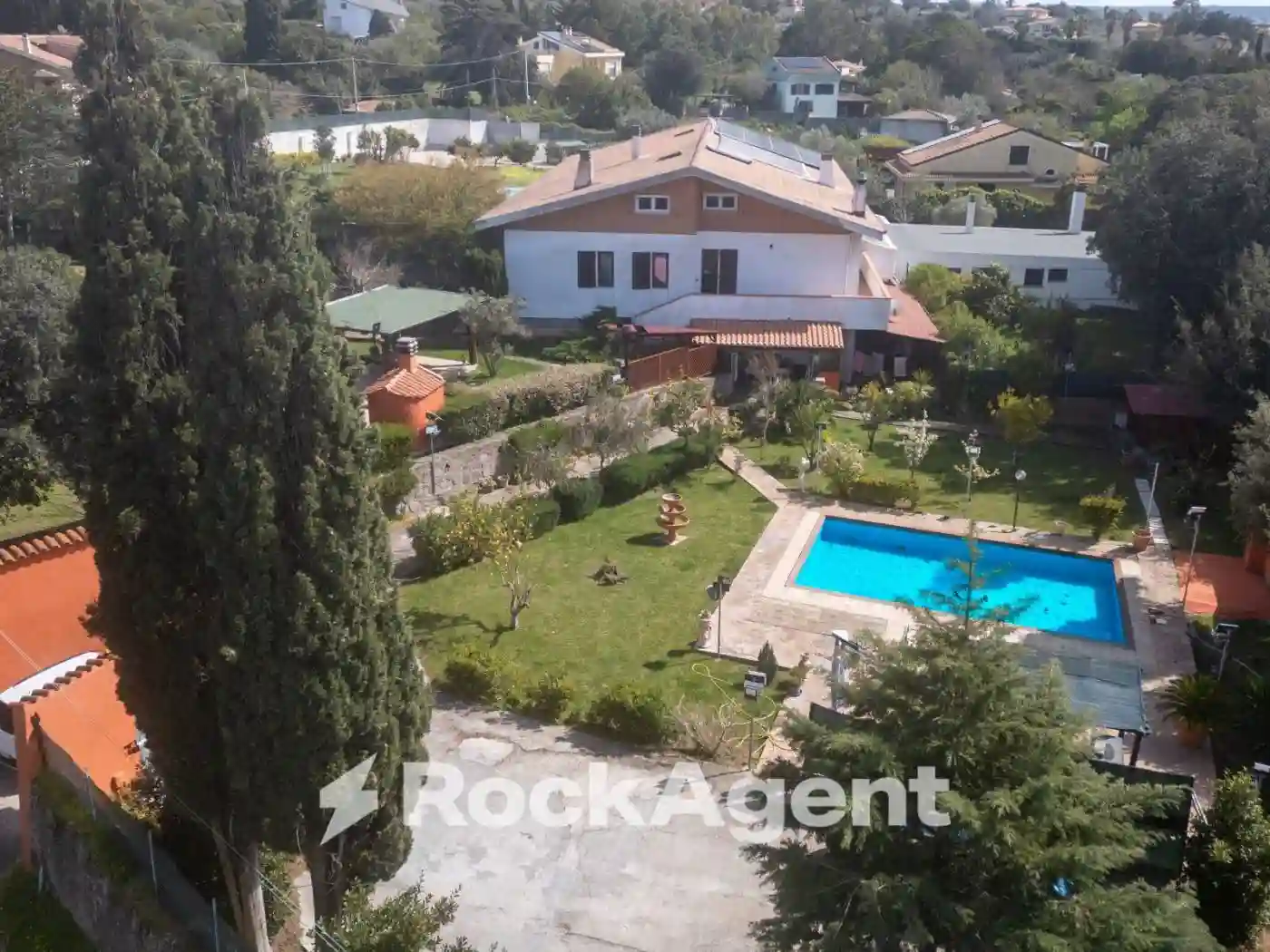 Villa - foto 2