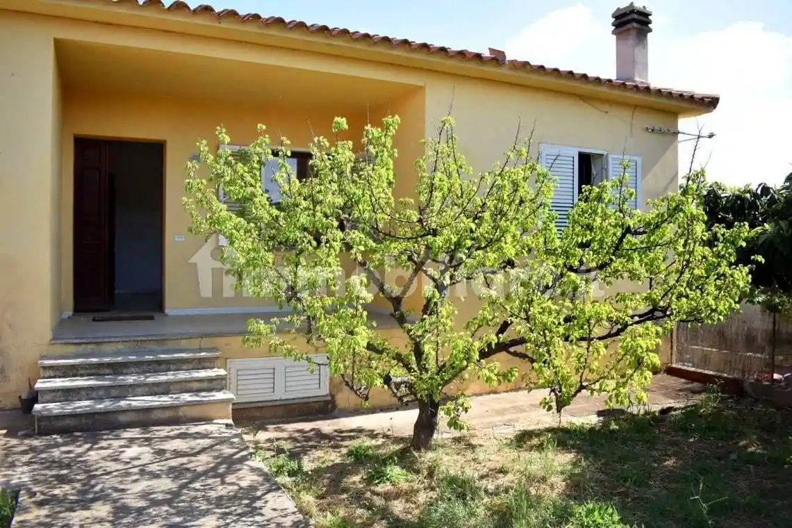 Casa indipendente in vendita a San Teodoro