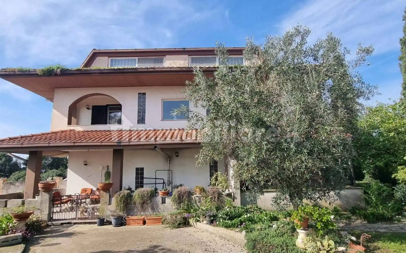 Villa in vendita a Pomezia