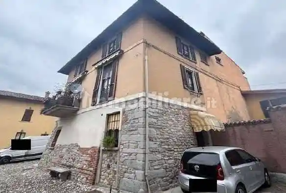 Casa indipendente