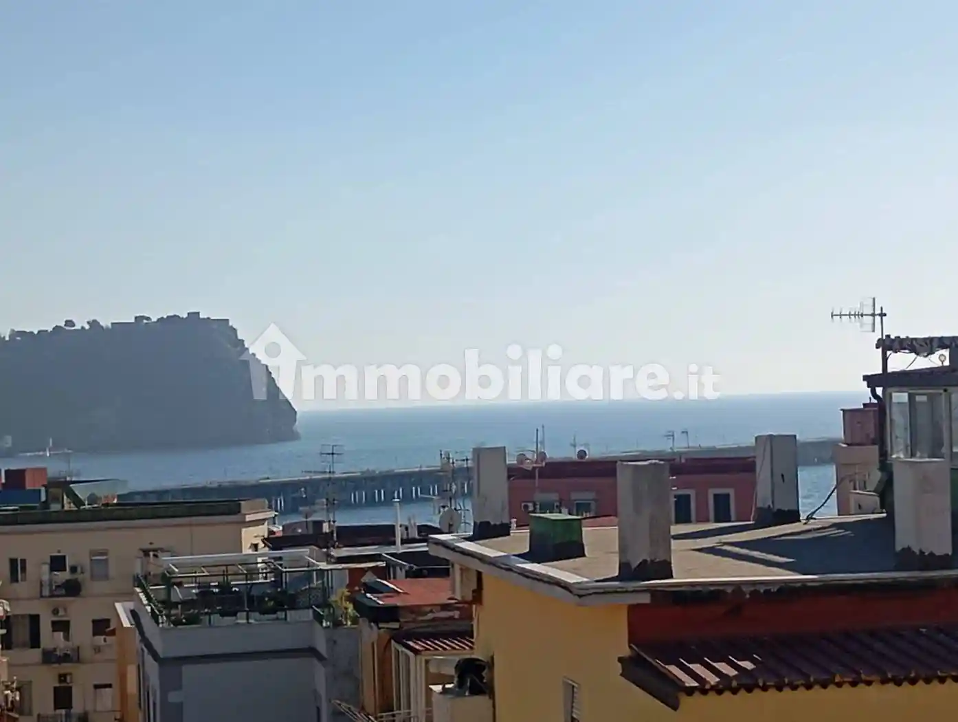 Appartamento in affitto a Napoli