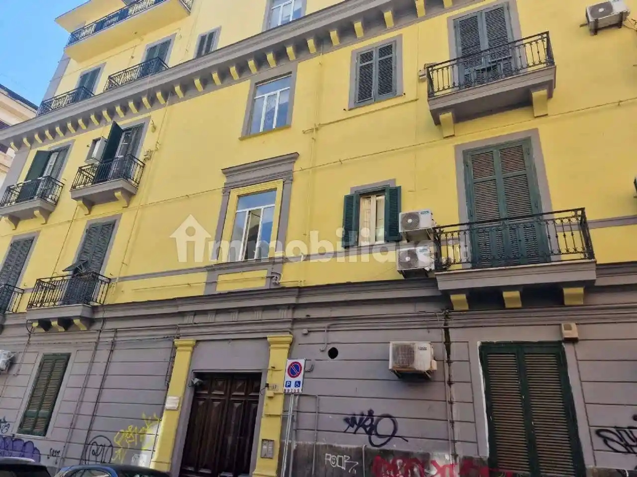 Appartamento in vendita a Napoli