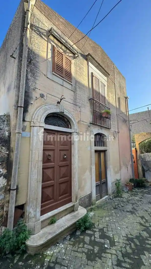 Casa indipendente in vendita a Modica