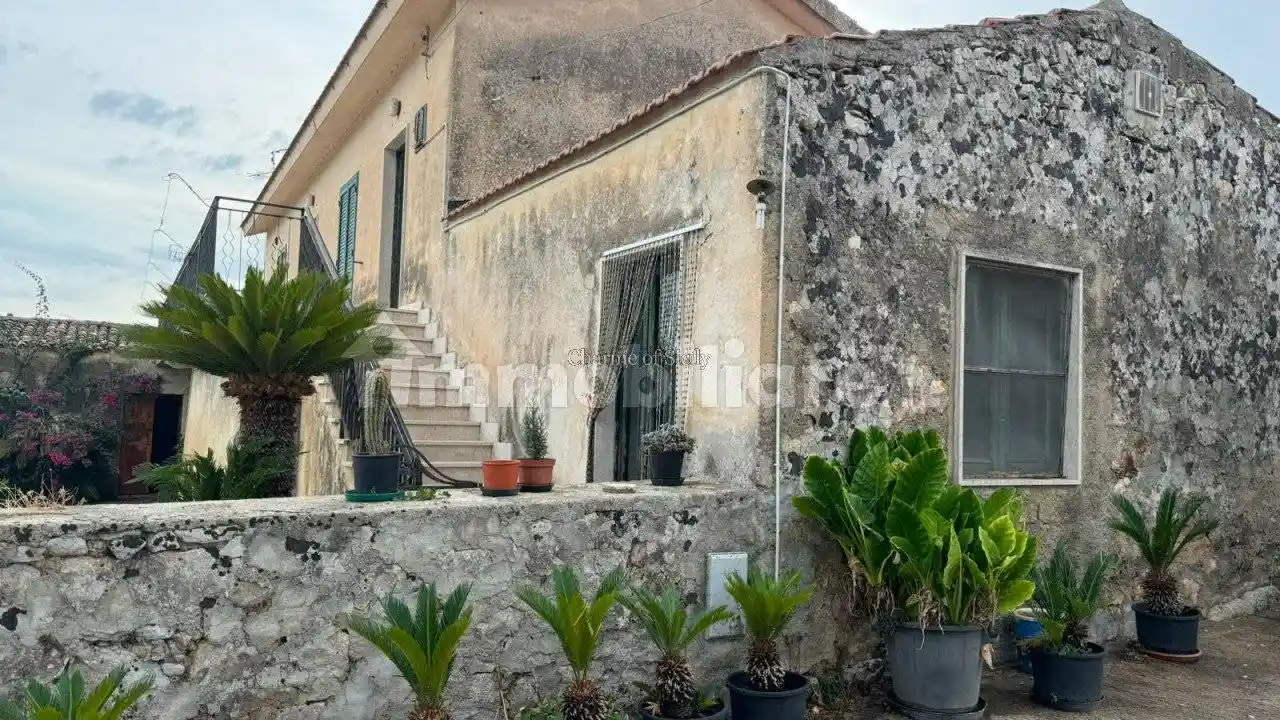 Casa indipendente in vendita a Modica