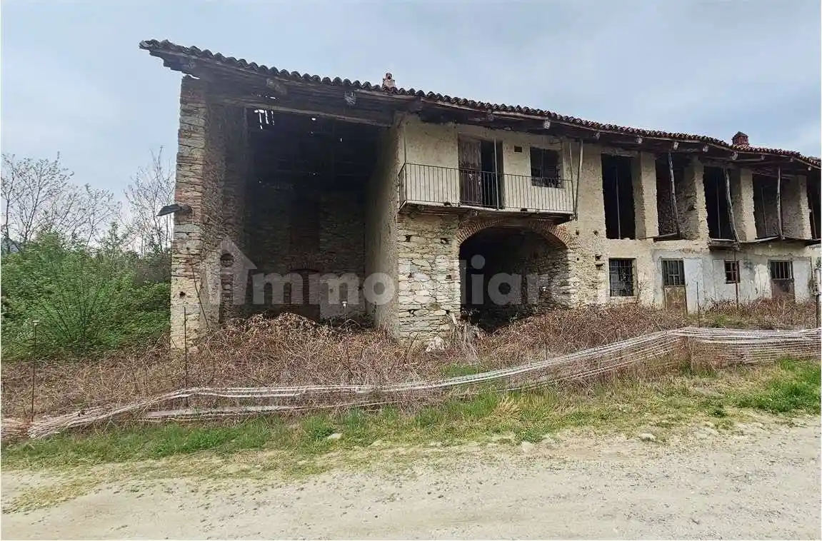 Rustico - Casale in vendita a Cumiana