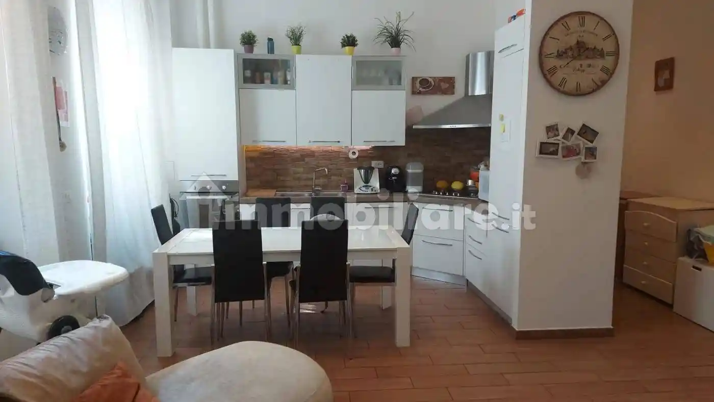 Appartamento in vendita a Livorno