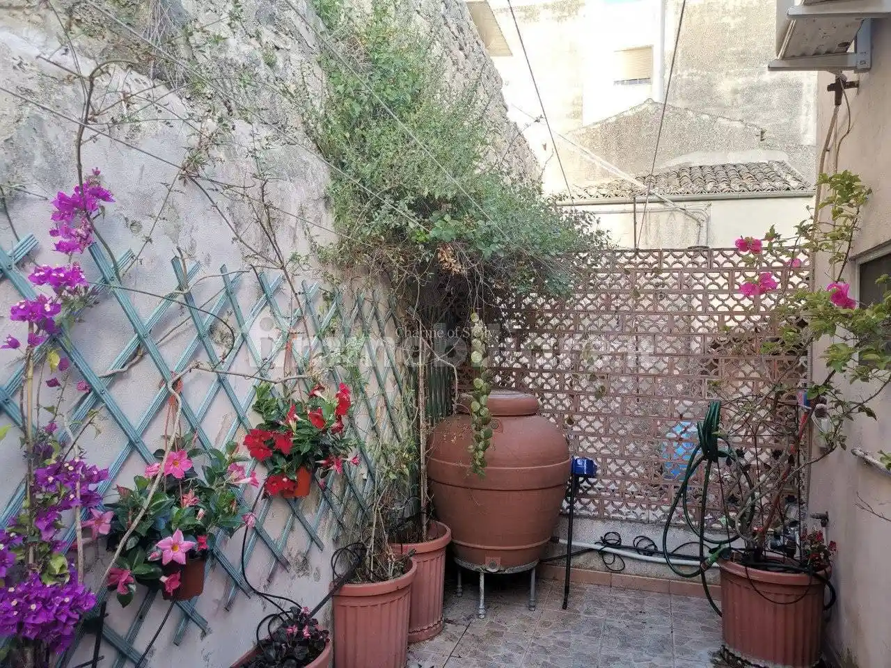 Casa indipendente in vendita a Modica