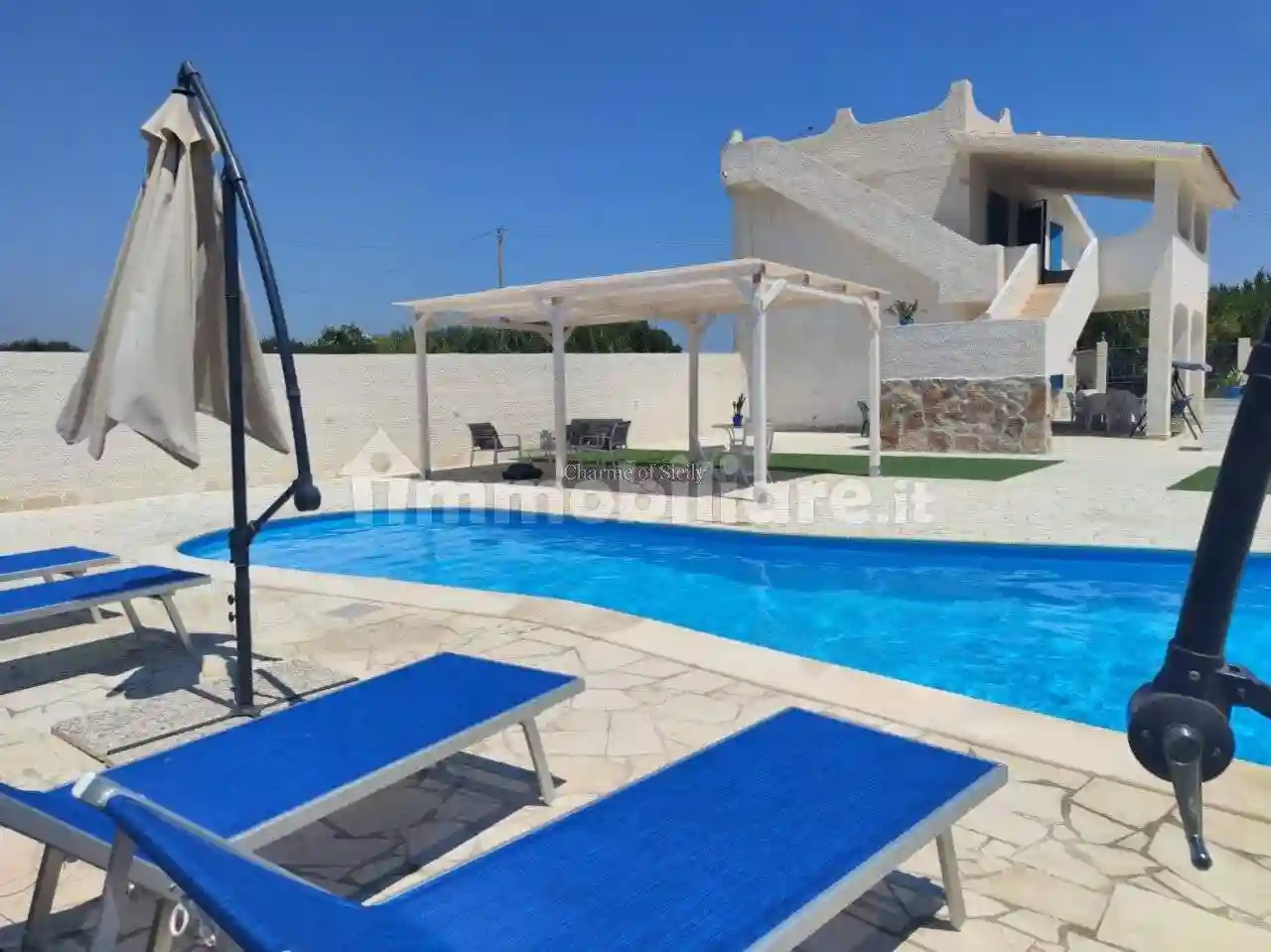 Villa - foto 2