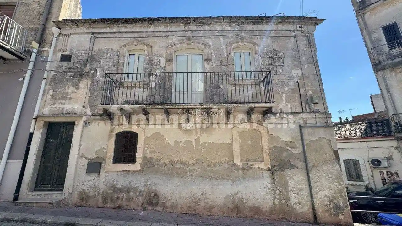 Casa indipendente in vendita a Modica