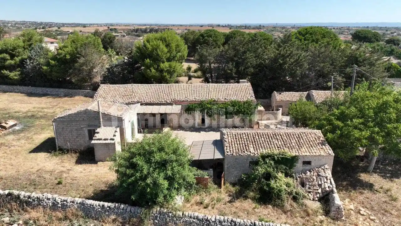 Casa indipendente in vendita a Modica