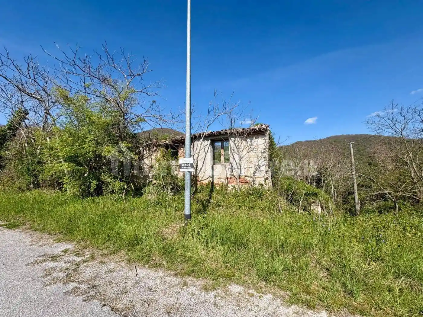 Rustico - Casale in vendita a Fabriano