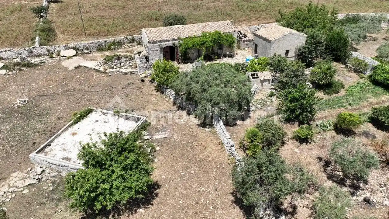 Casa indipendente in vendita a Modica