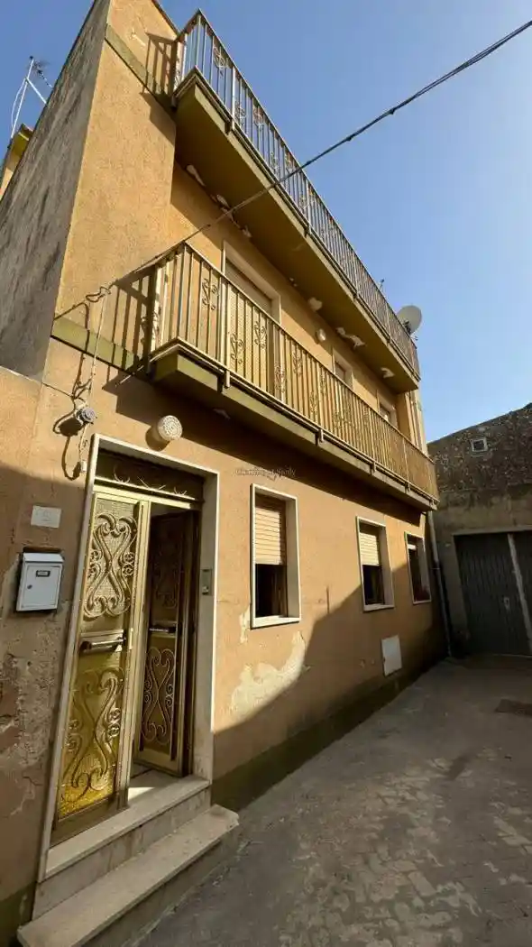 Casa indipendente in vendita a Modica