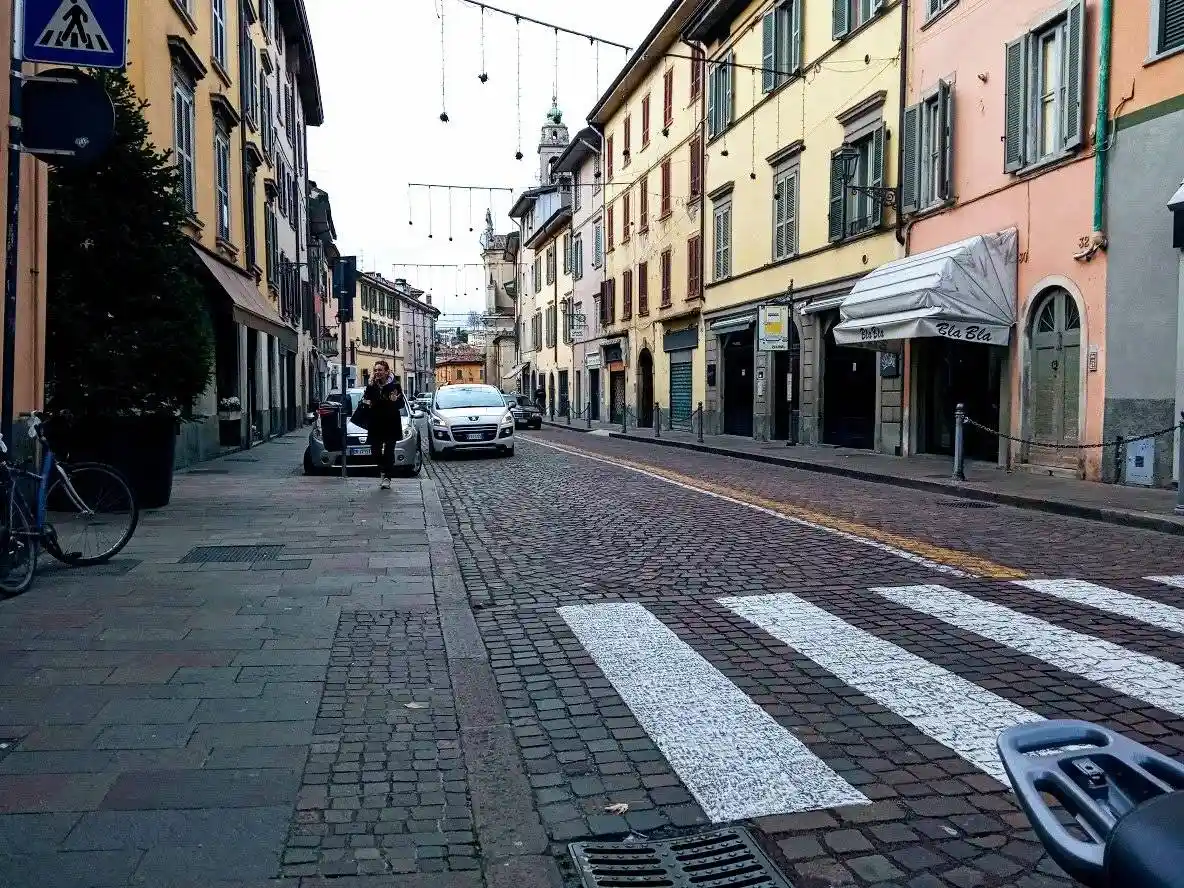 Appartamento in vendita a Bergamo