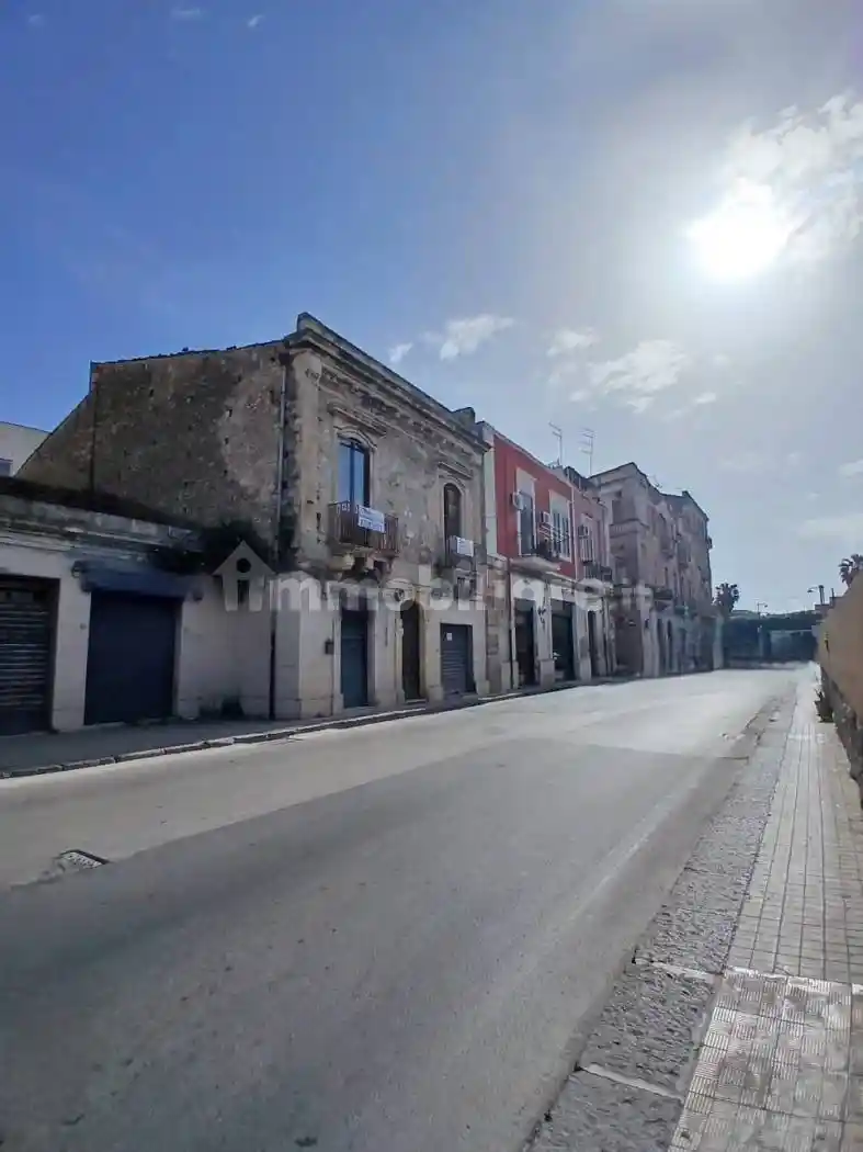 Palazzo - Edificio in vendita a Siracusa