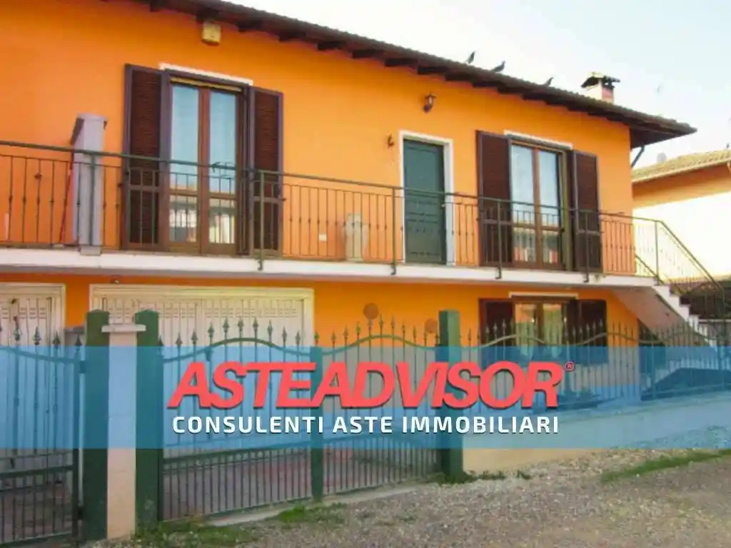 Villetta a schiera in vendita a Dorno