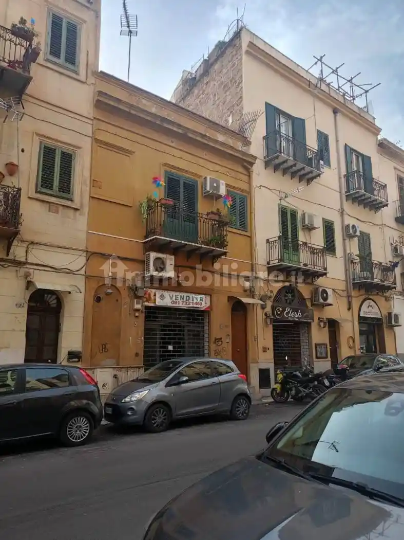 Appartamento in vendita a Palermo