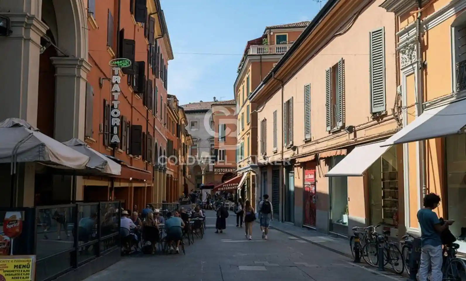 Palazzo - Edificio in vendita a Bologna