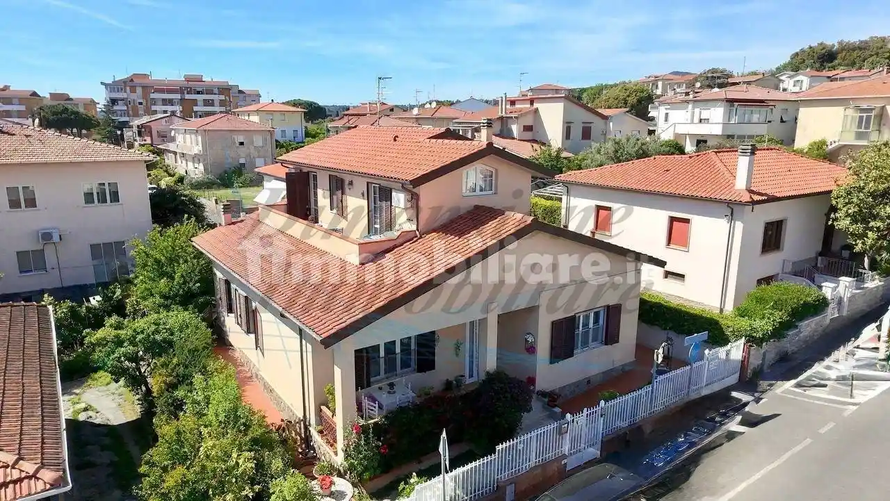 Villa in vendita a Rosignano Marittimo