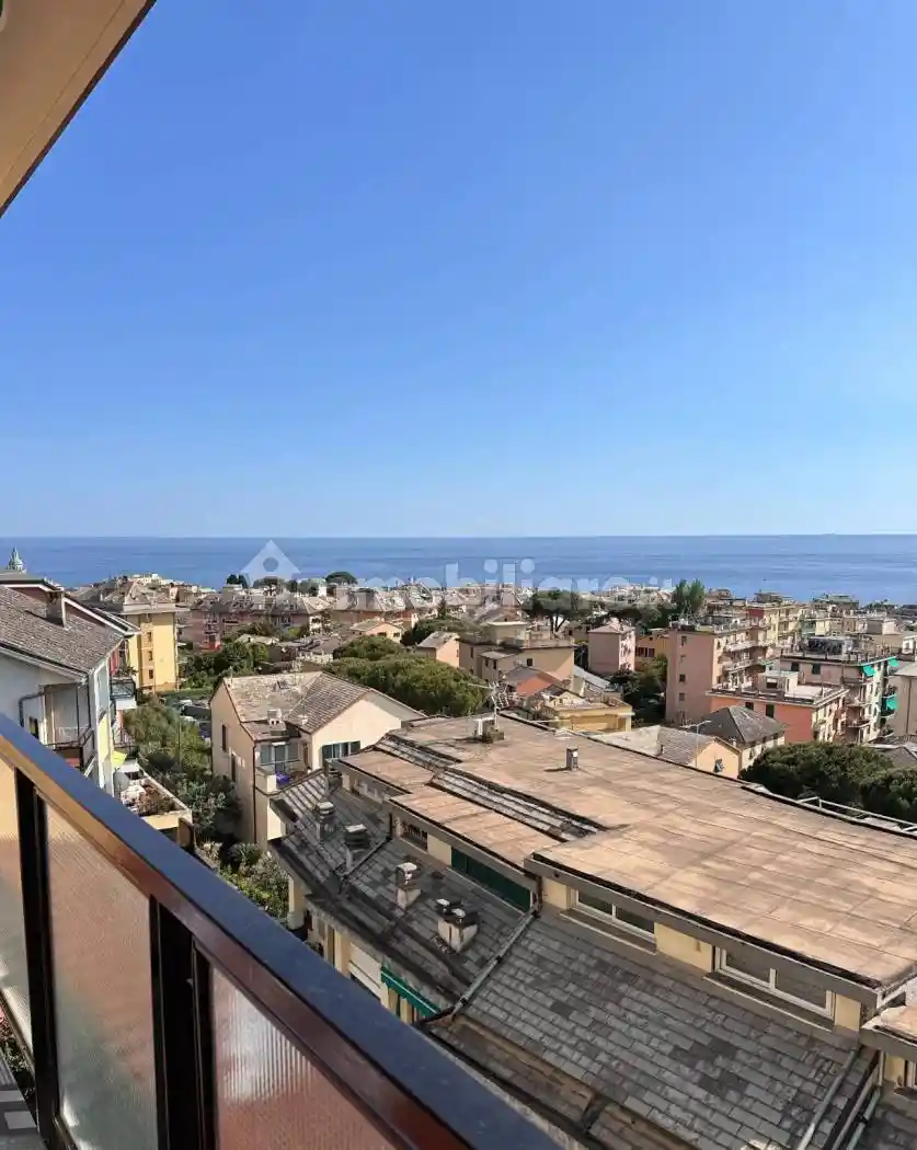 Appartamento in vendita a Genova