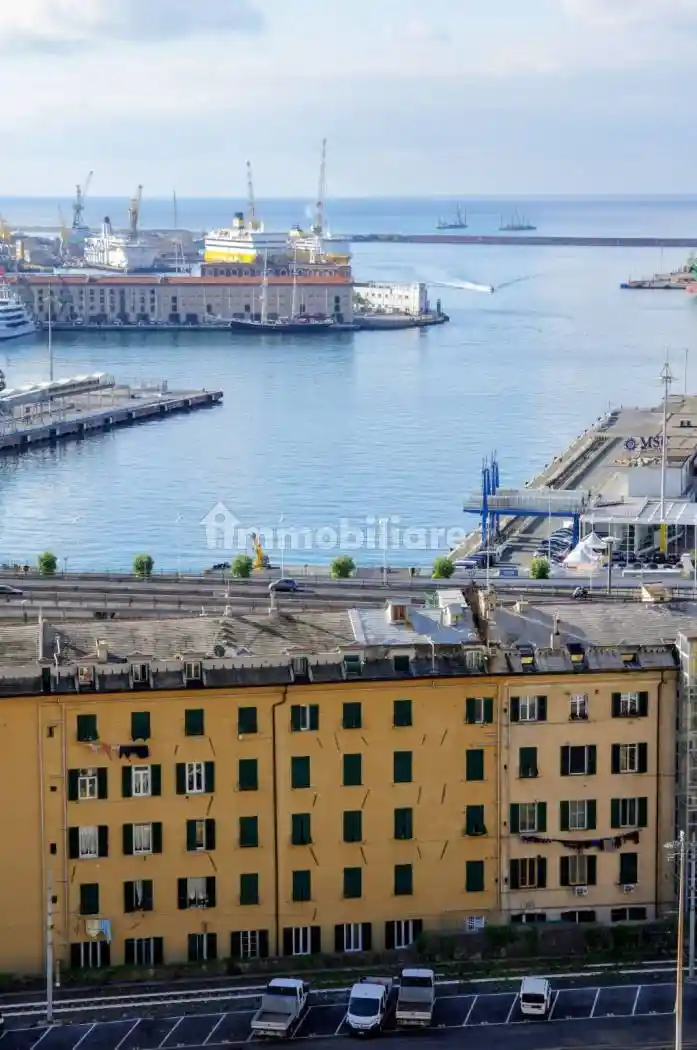 Appartamento in affitto a Genova