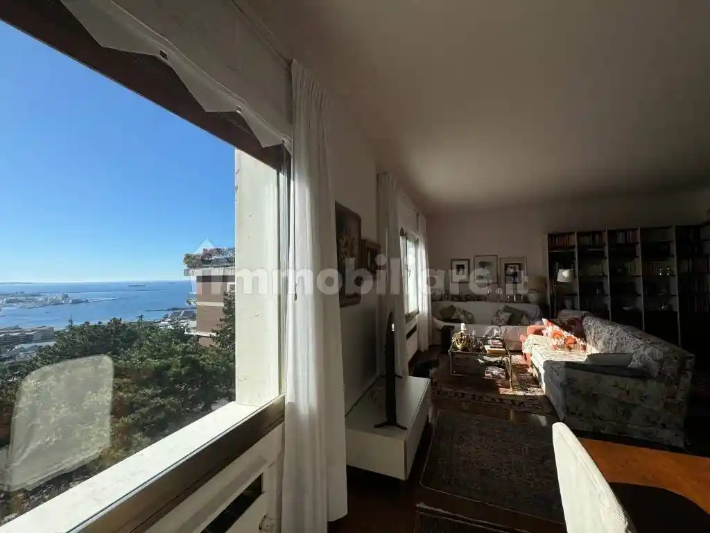 Appartamento in vendita a Trieste