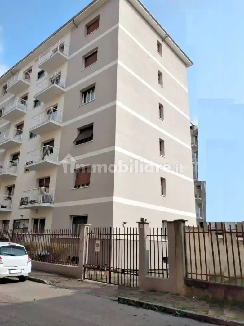 Appartamento in vendita a Vercelli