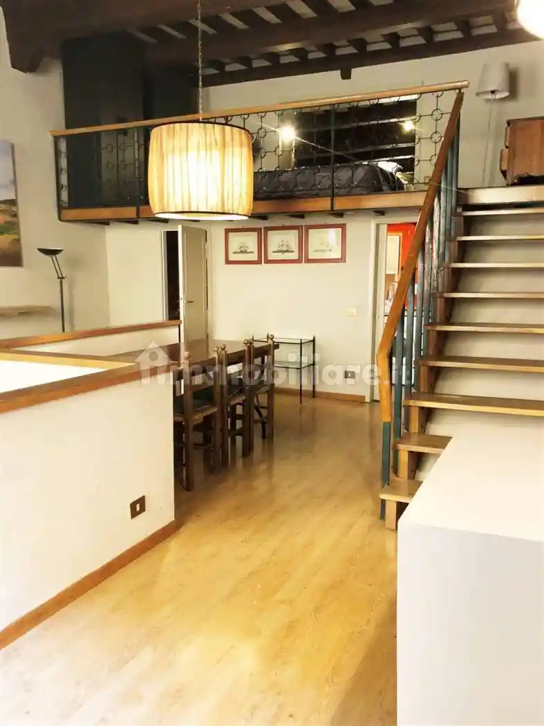 Appartamento in affitto a Firenze