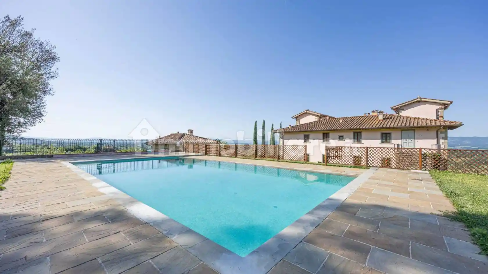 Villa in vendita a Loro Ciuffenna